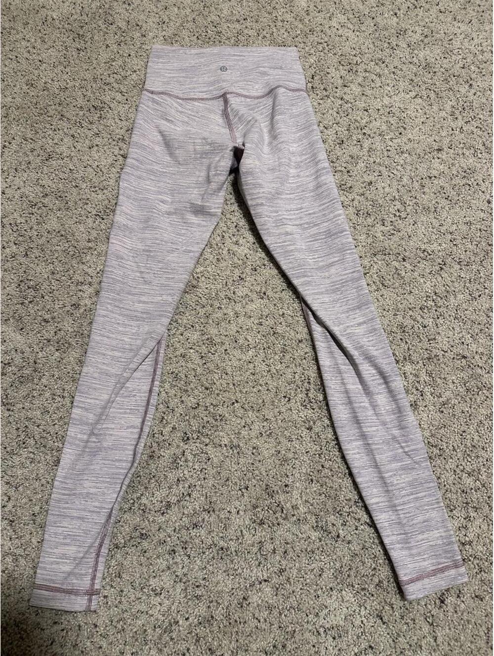 Lululemon Women's Purple and Grey Legging
